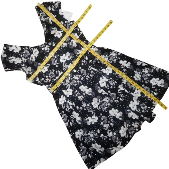 IXIA🔖NWT! Black & White Floral Print Retro 1950s Fit & Flare Dress - Size L - Picture 12 of 14